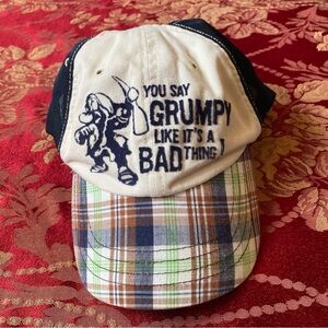 Disney grumpy snap hat EUC